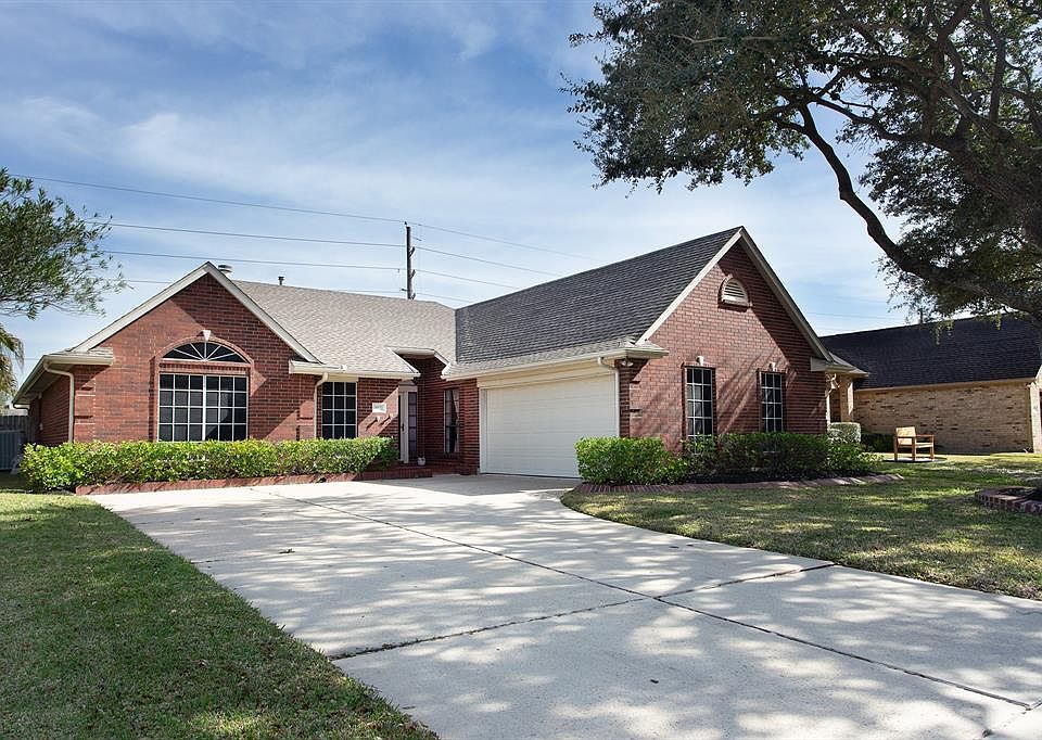 1st image of 3927 E Peach Hollow Cir