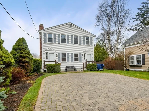 27 Rowland St #2, Marblehead, MA 01945