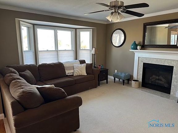5th image of 4027 Stable Creek Dr