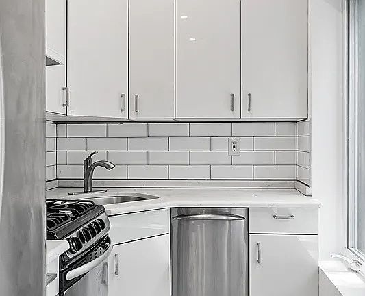 4th image of 21 Garfield Pl APT 2