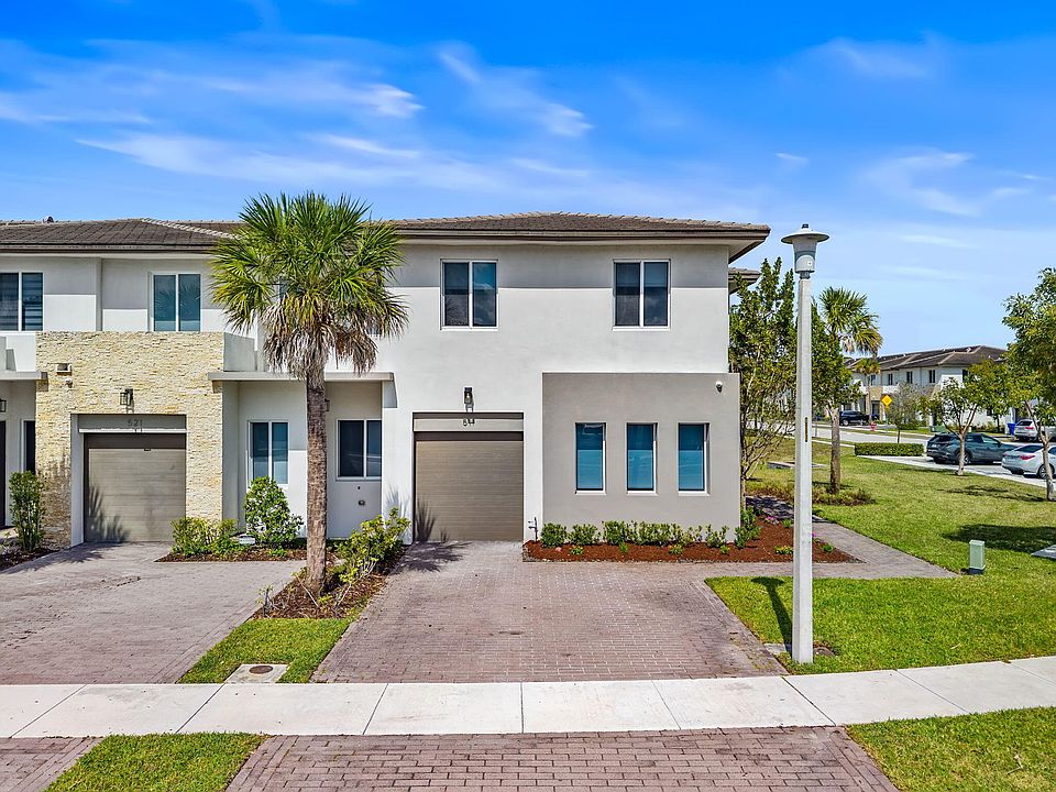 1st image of 511 Pioneer Way