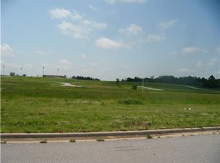 205 Lion Dr #97, Gravette, AR 72736