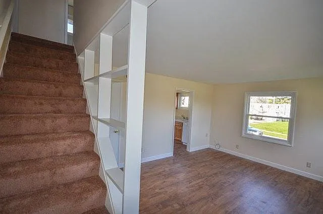 1684 Bailey Rd — Photo 7