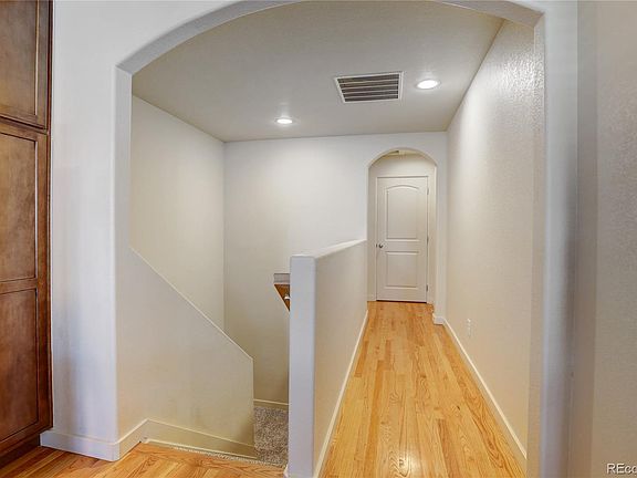 4th image of 2282 Valentia Street