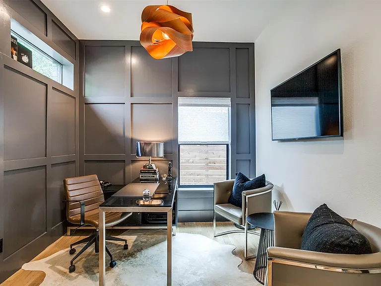 2719 Reagan St #101 — Photo 12