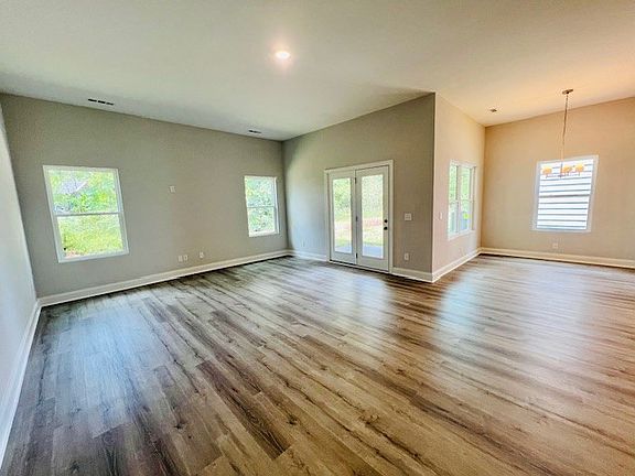 4th image of 3718 Apies St Lot 23