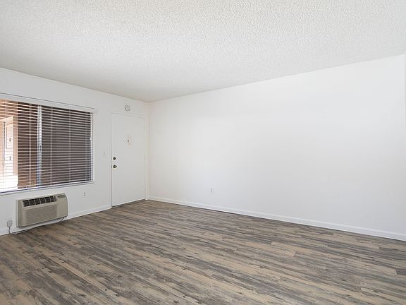 4th image of 163 Ballantyne St APT 13