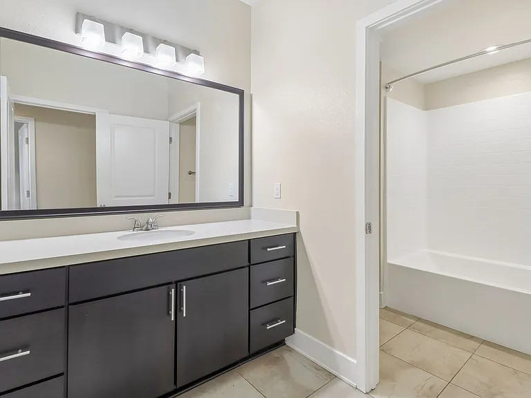 Floorplan H 3br, 2ba