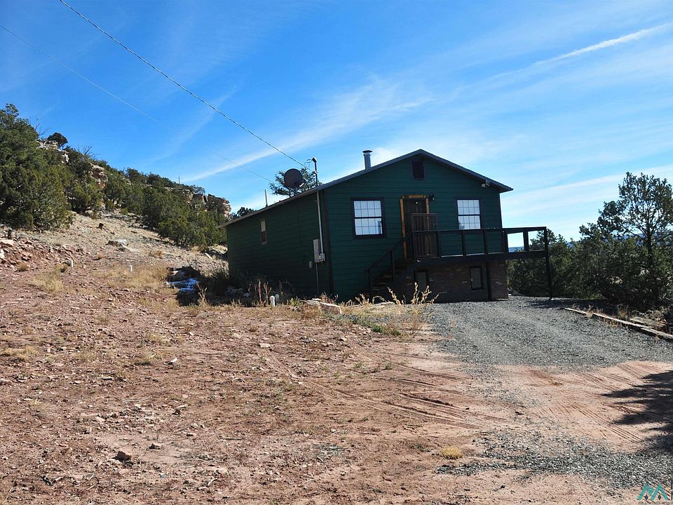 1st image of 25 Bluff Rd