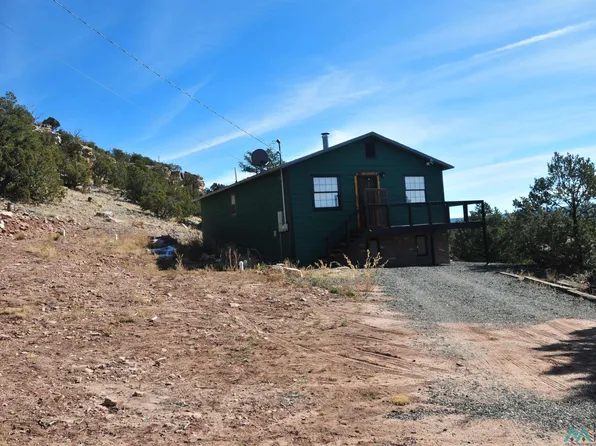 25 Bluff Rd, Thoreau, NM 87323