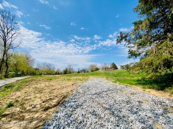 8 E Fork Rd, Harrodsburg, KY 40330