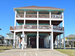 2897 Tropicana Ct, Crystal Beach, TX 77650