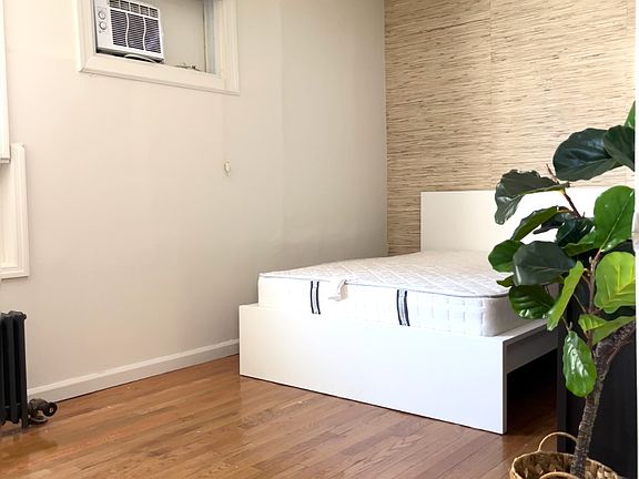2nd image of 10733 115th St Floor 3