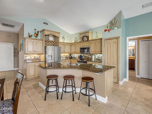 2nd image of 1002 Mori Ct