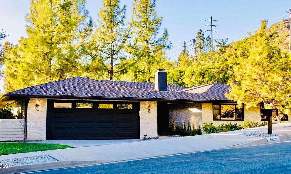 1st image of 5833 Briartree Dr