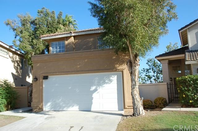 1st image of 931 La Palma Cir