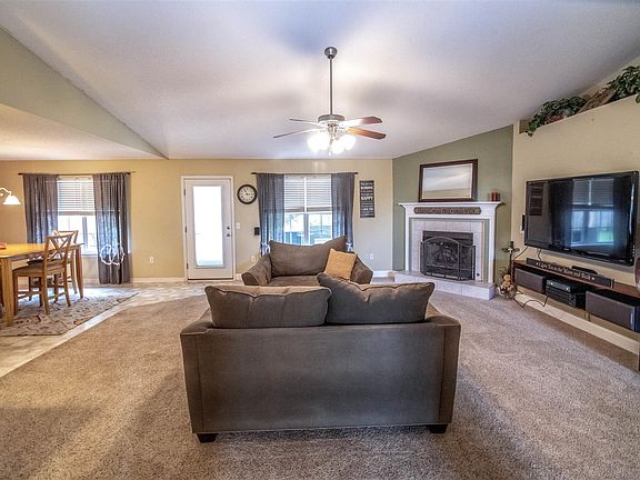 5th image of 5287 English Oak Dr