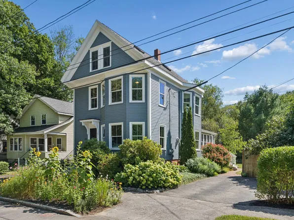 138 Hartley Street, Portland, ME 04103