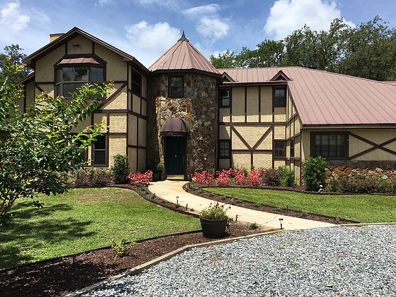 5th image of 4522 Wellington Ln