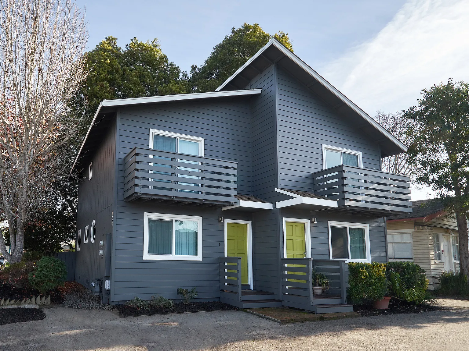 Capitola Townhomes — Photo 4