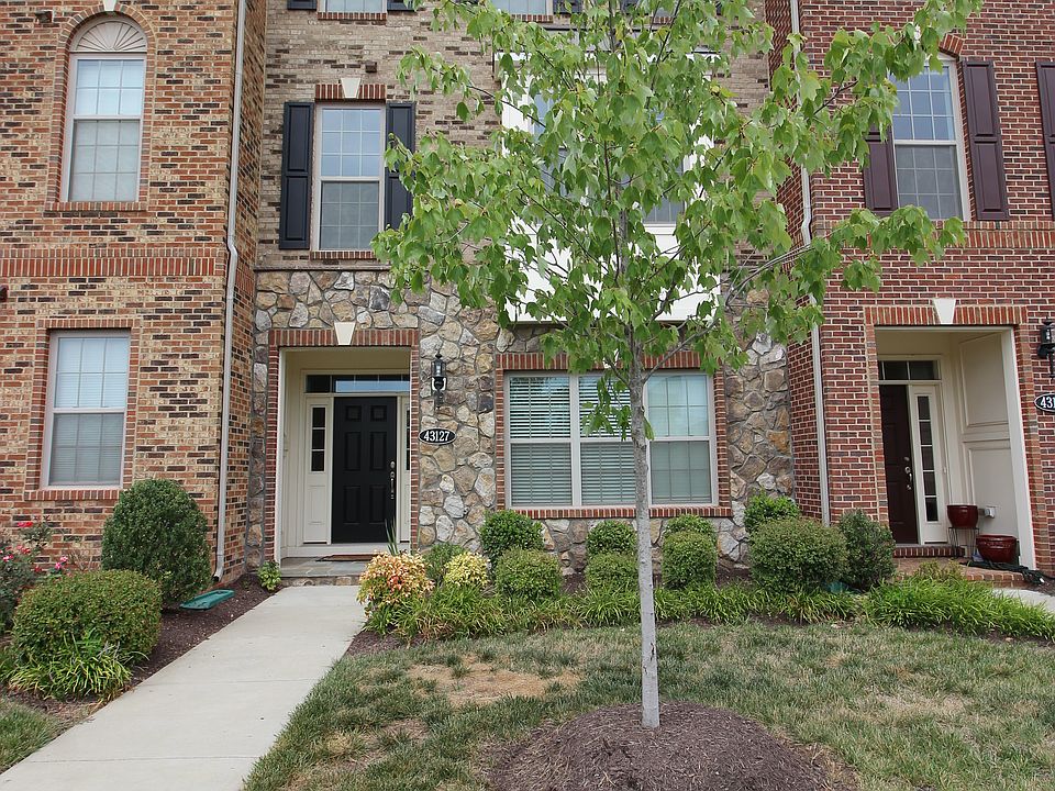 1st image of 43127 Kendrick Sq