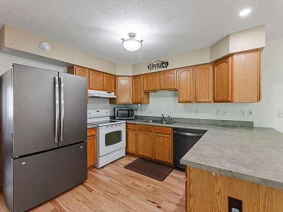 3rd image of 6648 Gonia DRIVE