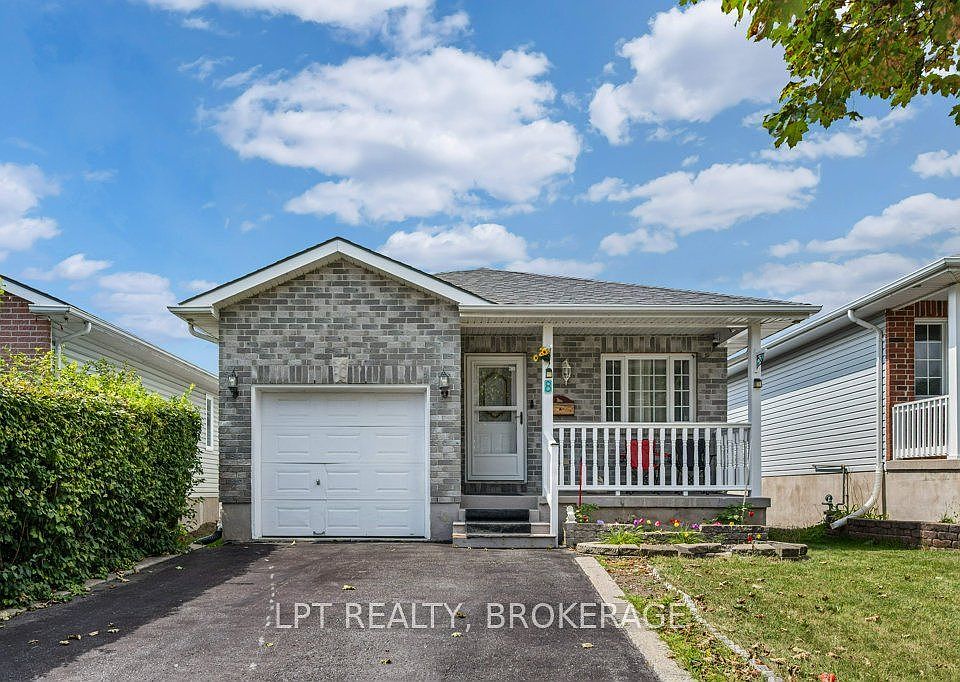 1st image of 8 Wilfred Cres