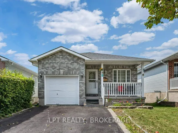 8 Wilfred Cres, Kingston, ON K7K 7G9