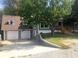 7201 SE State Route 371, Saint Joseph, MO 64504