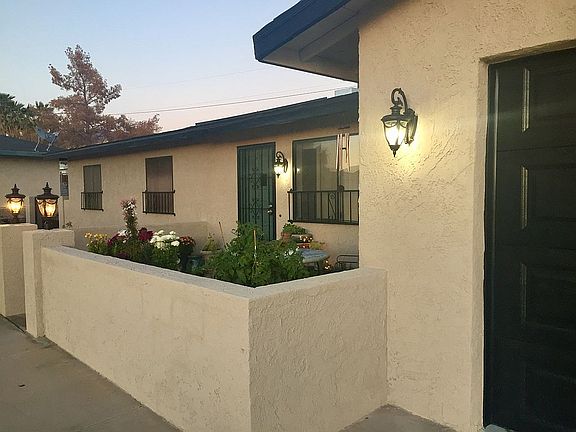 2nd image of 3720 Yucca Dr