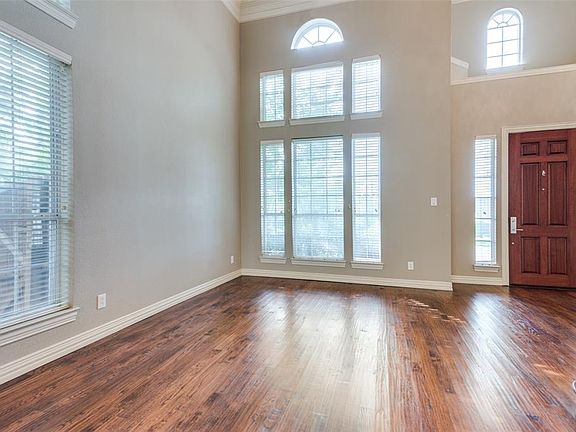 5th image of 3366 Castlewood Blvd