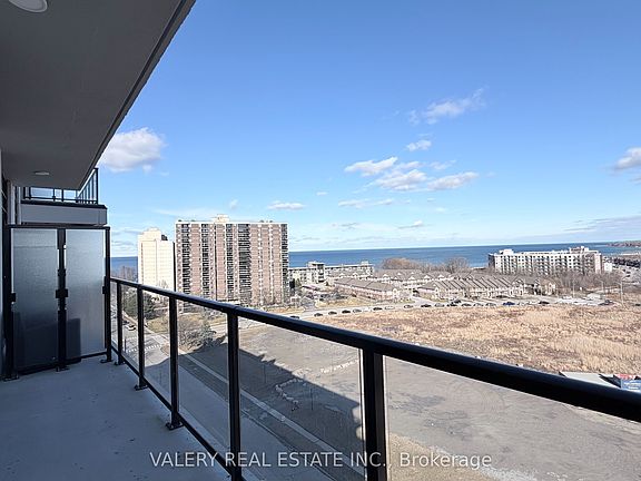 4th image of 461 Green Rd #1208