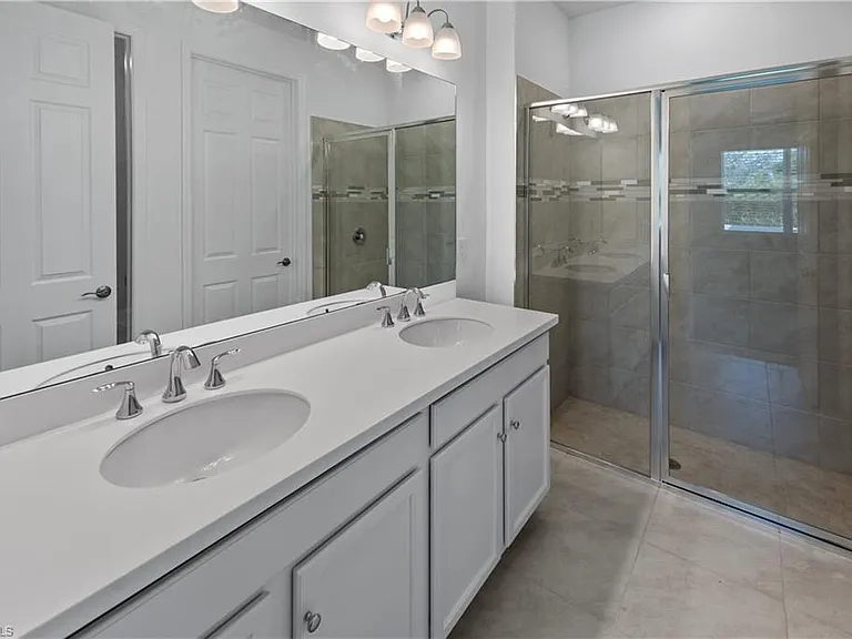 1093 Tranquil Brook Dr — Photo 9