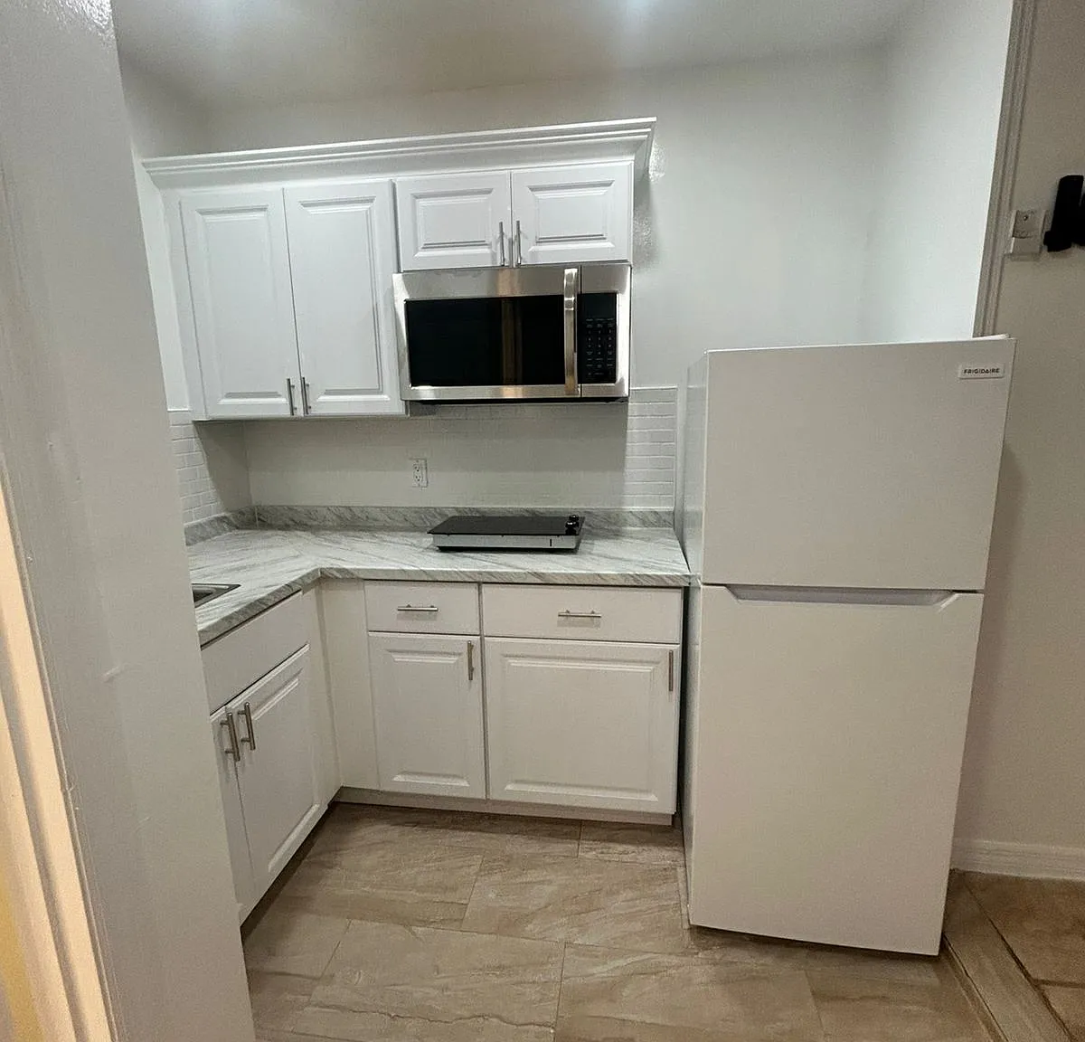 Studio, 390 sqft, $950 — Photo 4