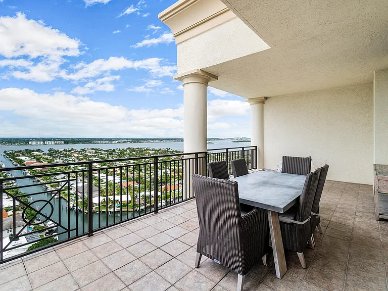 3800 N Ocean Dr — Photo 25