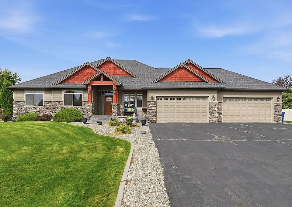 1st image of 10113 N Moss Ln