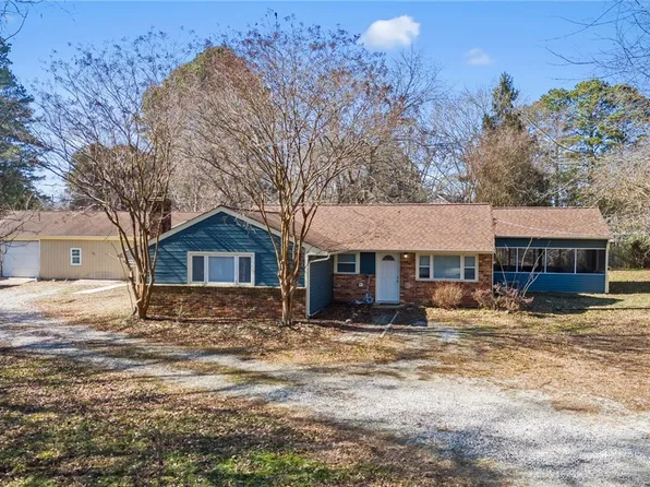 810 Riverside Dr, Lanexa, VA 23089