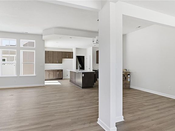 4th image of 1301 Regal Rd #A
