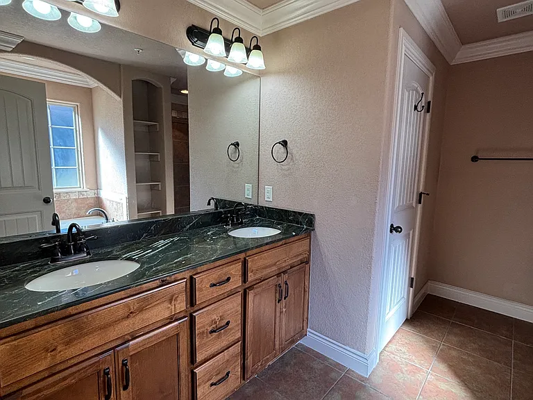 138 Stoney Pointe Dr — Photo 27