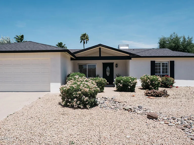 4944 E Andora Dr — Photo 1