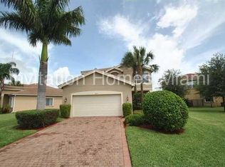7617 Topiary Ave, Boynton Beach, FL 33437