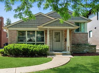 3919 W Albion Ave, Lincolnwood, IL 60712