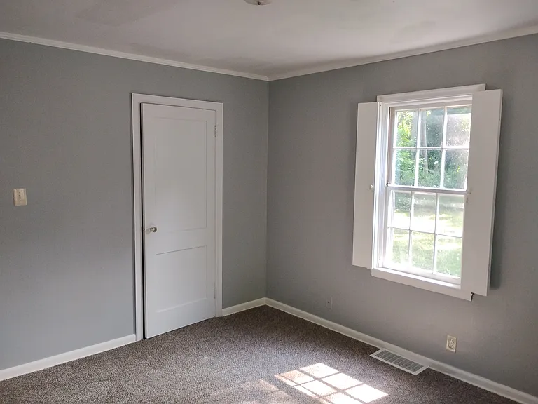4325 N Olney St — Photo 27