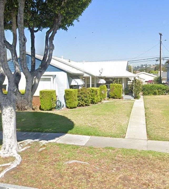 2nd image of 2101 S Garfield Ave #2103