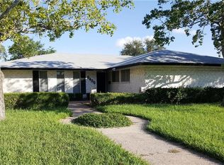 6406 Suwanee Cir, Corpus Christi, TX 78413