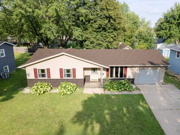 617 NW Beechwood St, Ankeny, IA 50023
