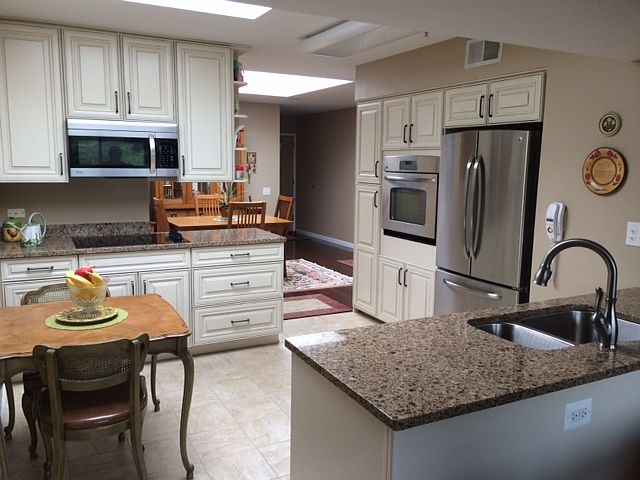 Newly Remodeled Kitchen