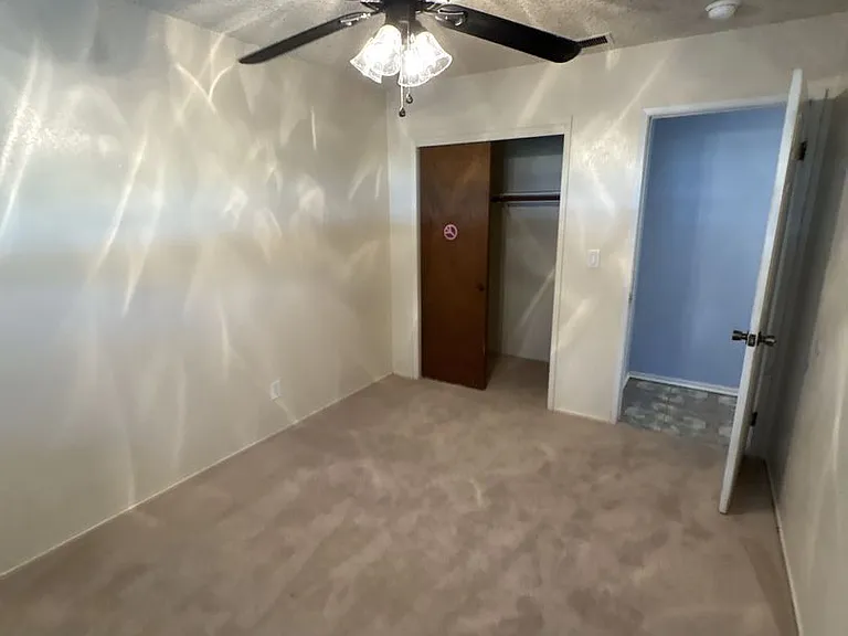 1737 W Buena Vista Ave — Photo 10