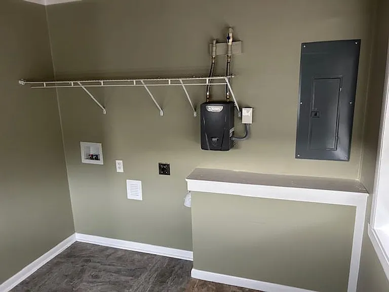 816 Ariana St — Photo 4