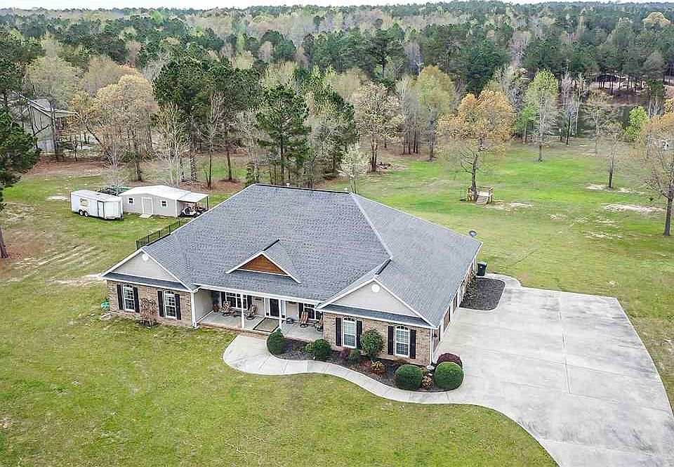 1st image of 120 Saddlewalk Ct